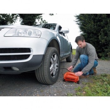 Автокомпрессор Black&Decker ASI200