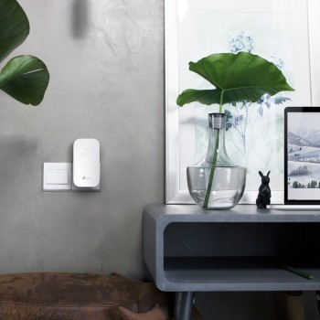 Kit adaptor Powerline gigabit cu priză încorporată Wi-Fi AC TP-Link, TL-WPA9610 KIT, AV2000 Kit adaptor Powerline gigabit cu priză încorporată Wi-Fi AC TP-Link, TL-WPA9610 KIT, AV2000
