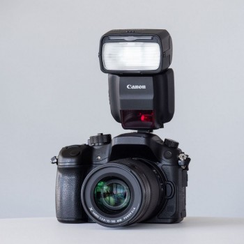 Вспышка Canon Speedlite 430EX III-RT