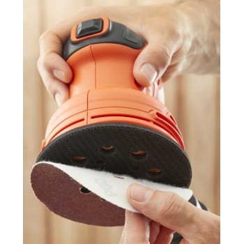 Şlefuitor orbital aleatoriu Black&Decker BEW210