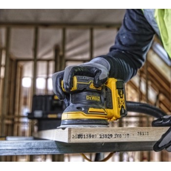 Mașină de șlefuit orbital DeWalt DCW210N