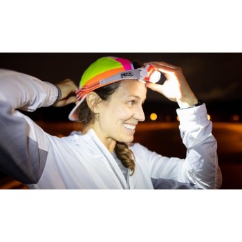 Фонарь Petzl Swift RL
