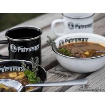 Un castron Petromax Enamel